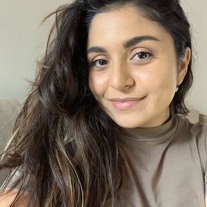 Meet your Posher, Dani